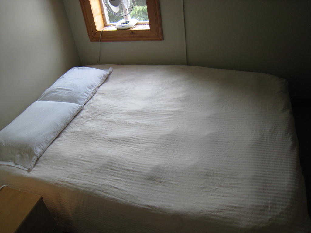 Poppi'S Guesthouse Ревелсток Номер фото