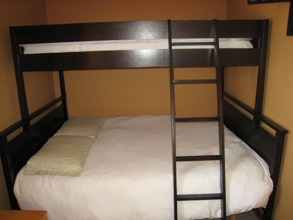 Poppi'S Guesthouse Ревелсток Номер фото